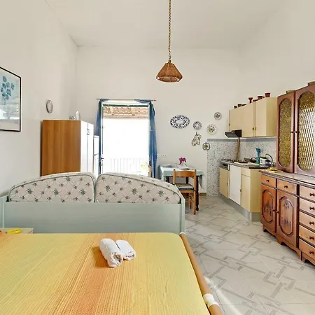 Edera House