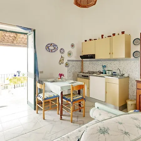Edera House Apartment *